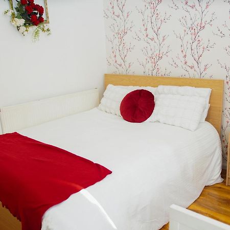 House Near Cardiff City Centre Экстерьер фото