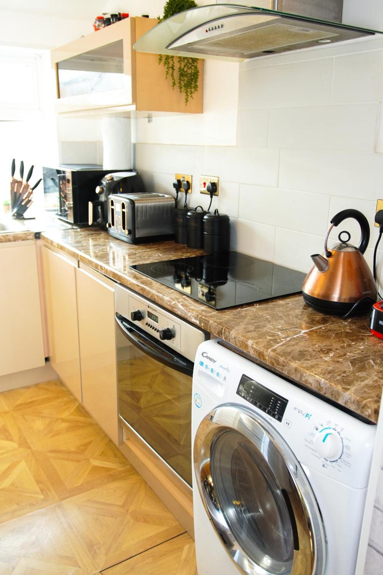 House Near Cardiff City Centre Экстерьер фото